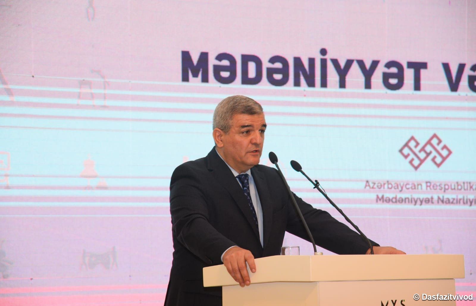 Fazil Mustafa, Kandidat der Partei der Großen Schöpfung, hat bei der Präsidentschaftswahl in Aserbaidschan gewählt
​